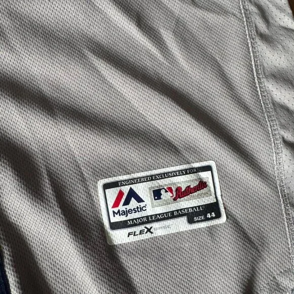 Ken Griffey Jr Seattle Mariners Jersey Majestic Sewn Patches 2016 HOF Size 44 - Picture 6 of 7